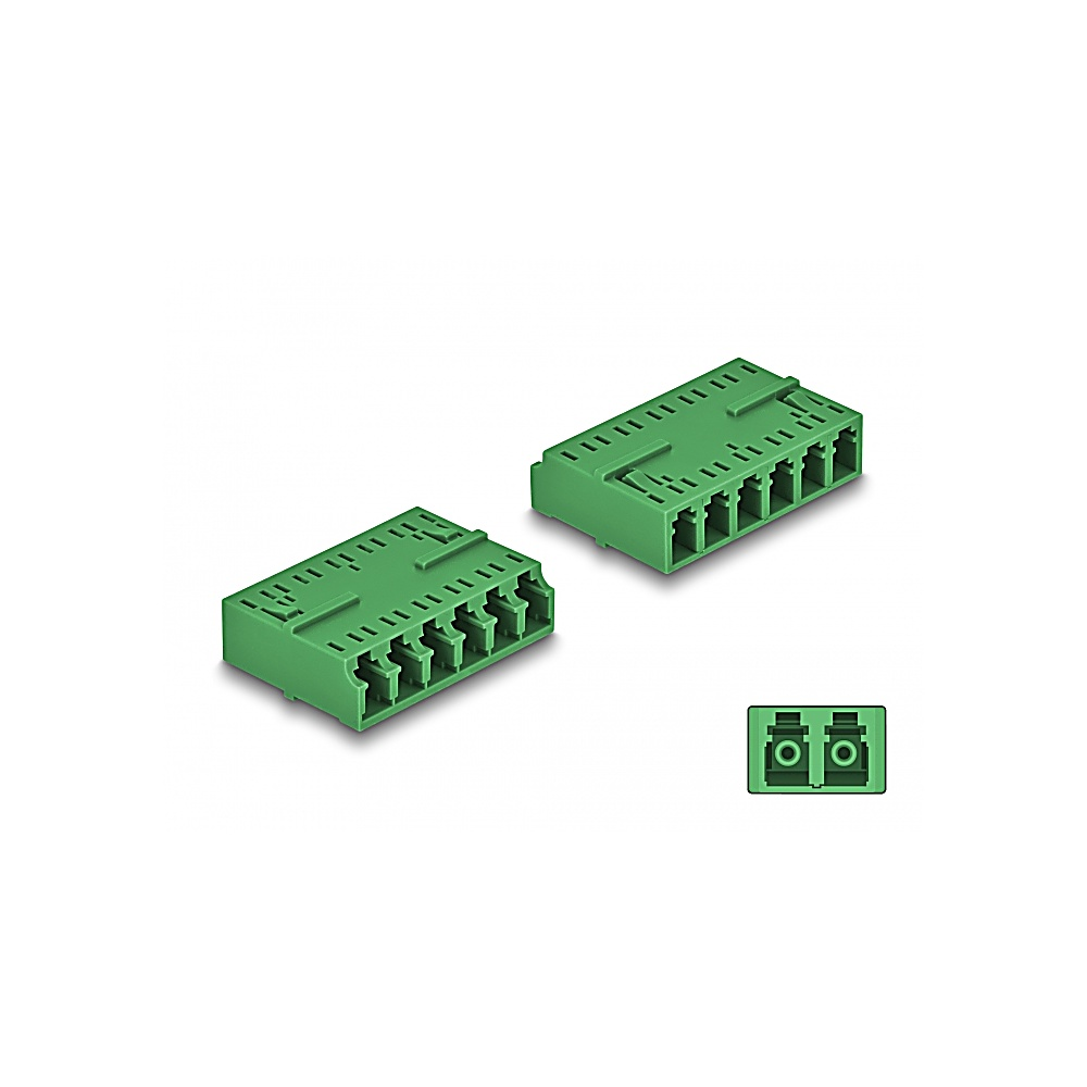 Due connettori elettrici verdi e un piccolo dettaglio, il tutto su sfondo bianco. Ogni connettore ha più slot.