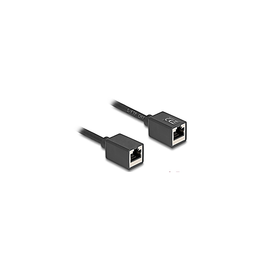 Due connettori neri per cavi di rete con porte RJ45, collegati da un cavo nero, su sfondo bianco.