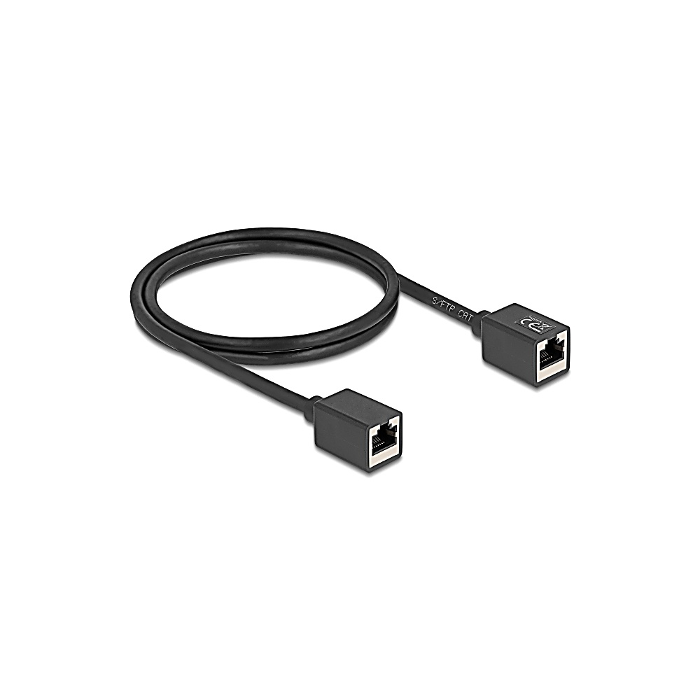 Un cavo di rete nero con due connettori quadrati. Il cavo è ad anello e i connettori sono su sfondo bianco.