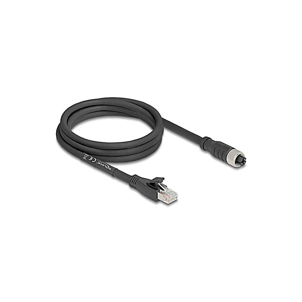 Un cavo Ethernet nero con connettori RJ45 e circolari. Il cavo è arrotolato, con connettori ad ogni estremità, su sfondo bianco.