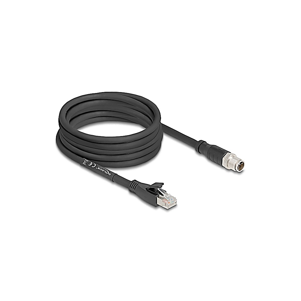 Cavo Ethernet nero con fascio circolare, connettore RJ45 e connettore metallico su sfondo bianco.