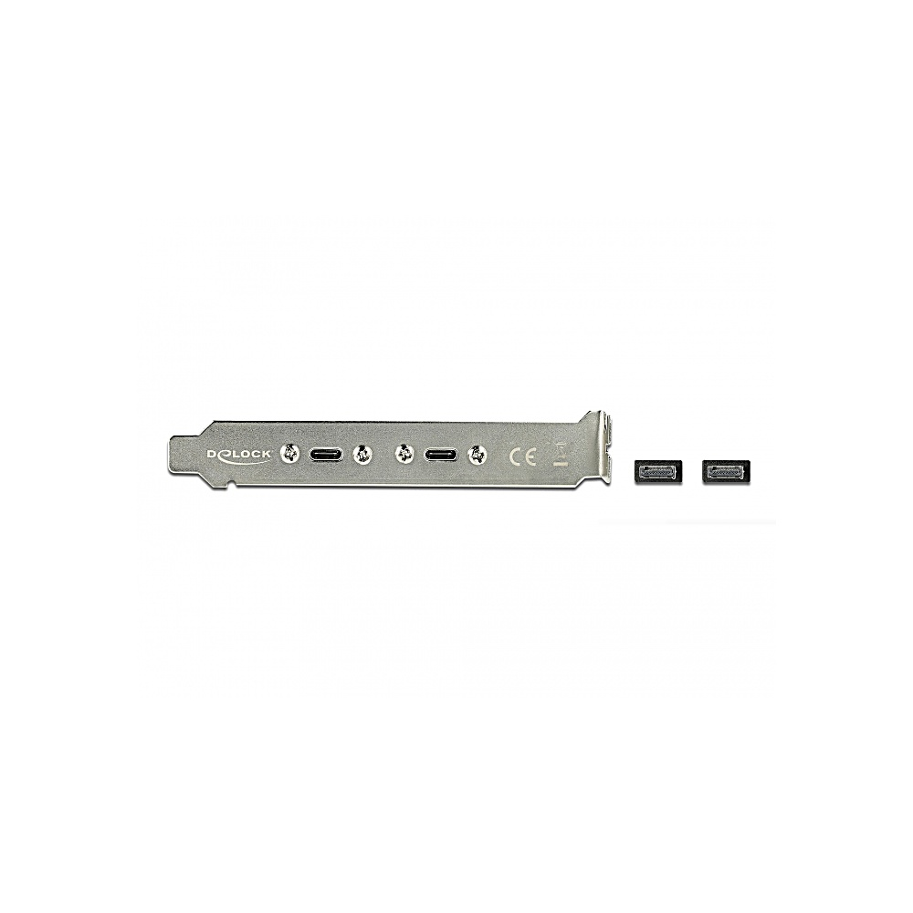 Una scheda per computer argentata con più porte USB-C e due connettori USB-C separati su sfondo bianco.