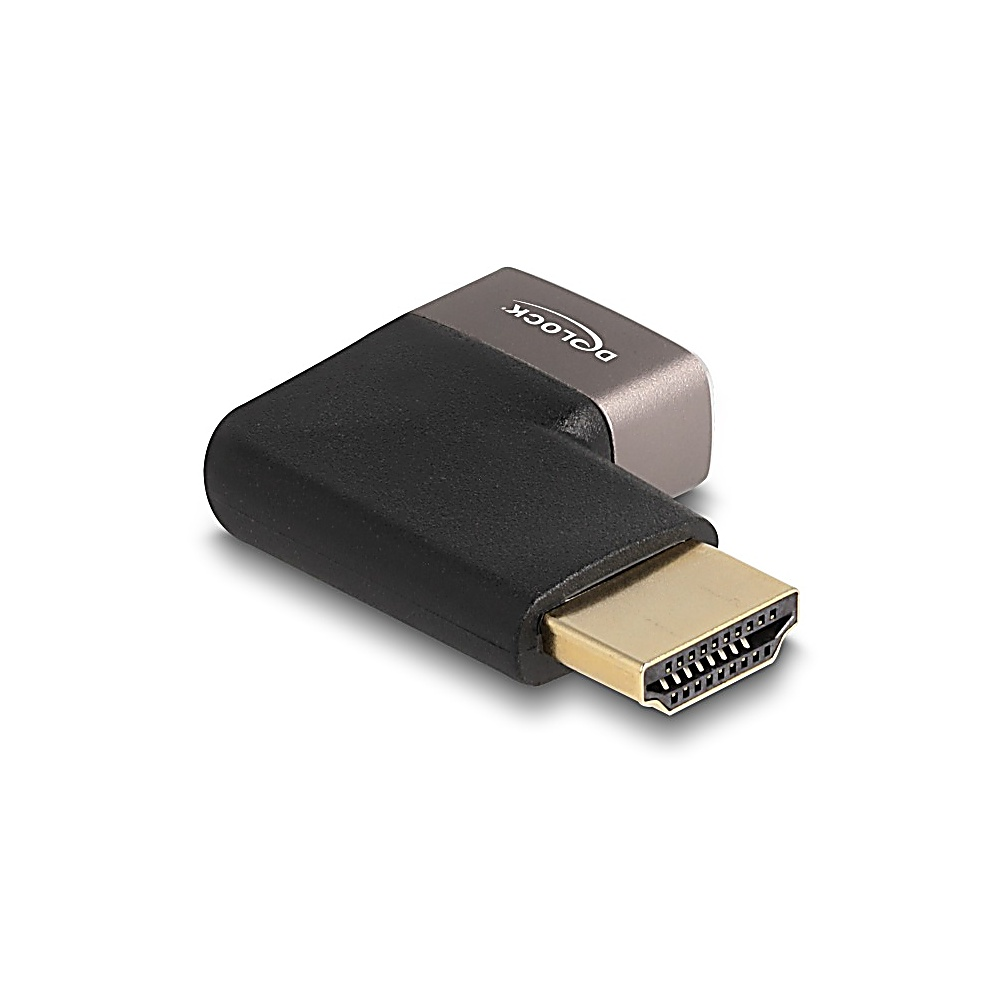 Adapter HDMI, kątowy, z czarną i srebrną obudową. Złoty konektor widoczny po prawej stronie na dole.