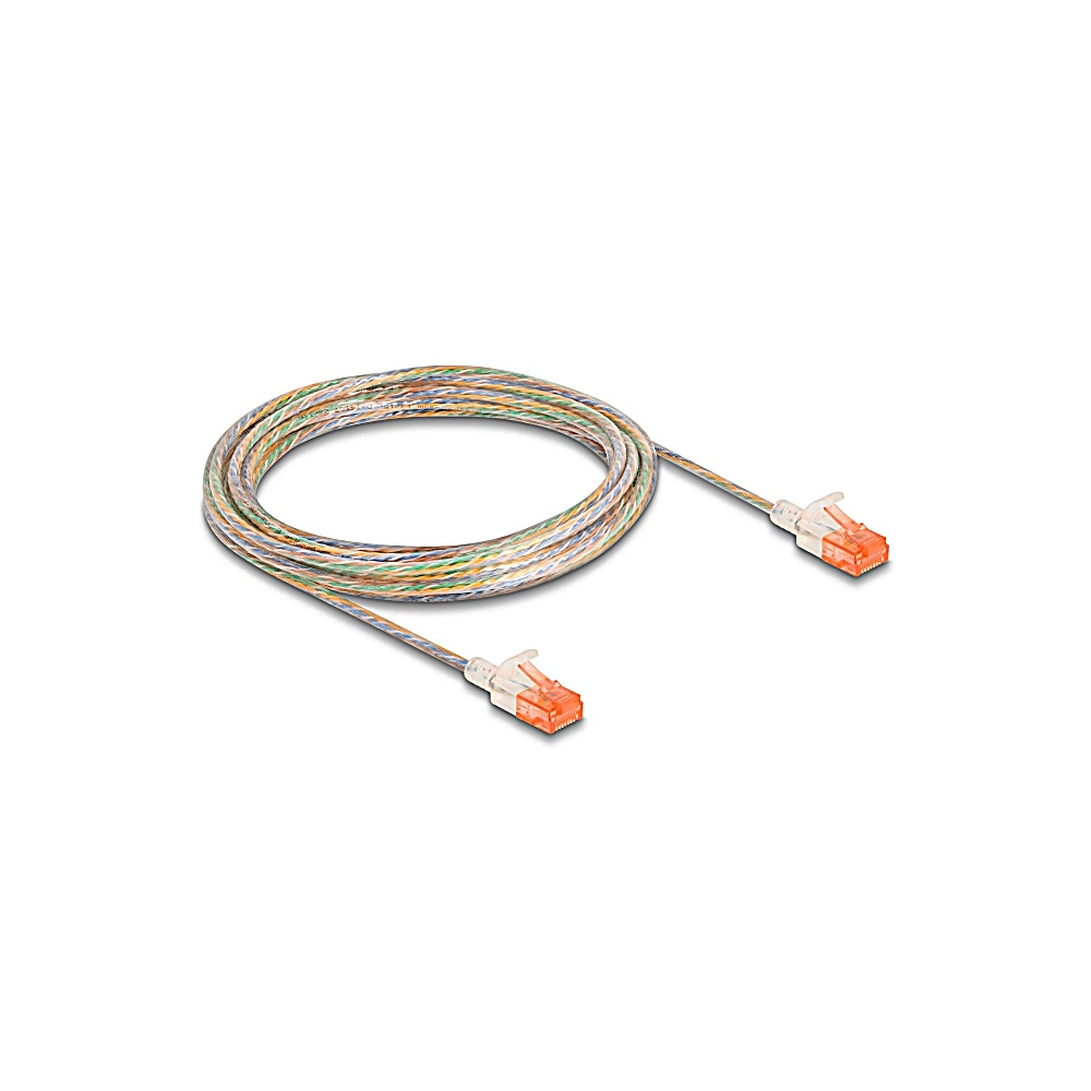 Un cavo Ethernet arrotolato su una superficie bianca. Il cavo ha un rivestimento trasparente e connettori arancioni su entrambe le estremità.