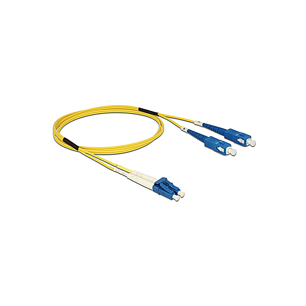 Cavo in fibra ottica giallo con connettori blu e bianchi. Il cavo è ad anello e i connettori sono alle estremità.