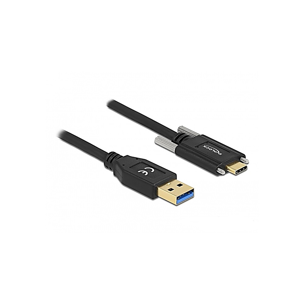 Due cavi USB neri su sfondo bianco. Uno ha un connettore USB-A, l'altro USB-C. Entrambi collegati a un adattatore nero.