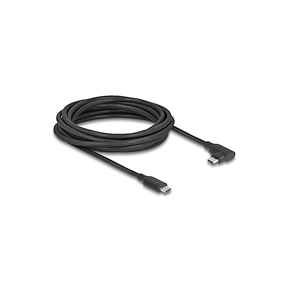 Un cavo USB-C nero è arrotolato e posizionato su una superficie bianca. Sono visibili due connettori. Uno è angolato.