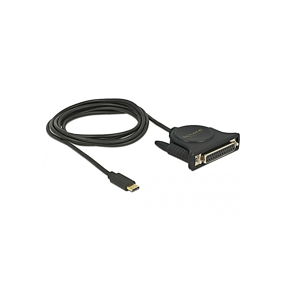Un cavo nero con connettore USB-C e connettore DB25 su sfondo bianco.