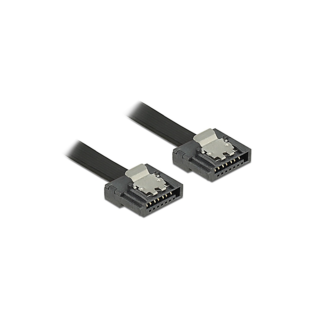 Dwa czarne kable SATA ze srebrnymi metalowymi klipsami i złączami na białym tle.