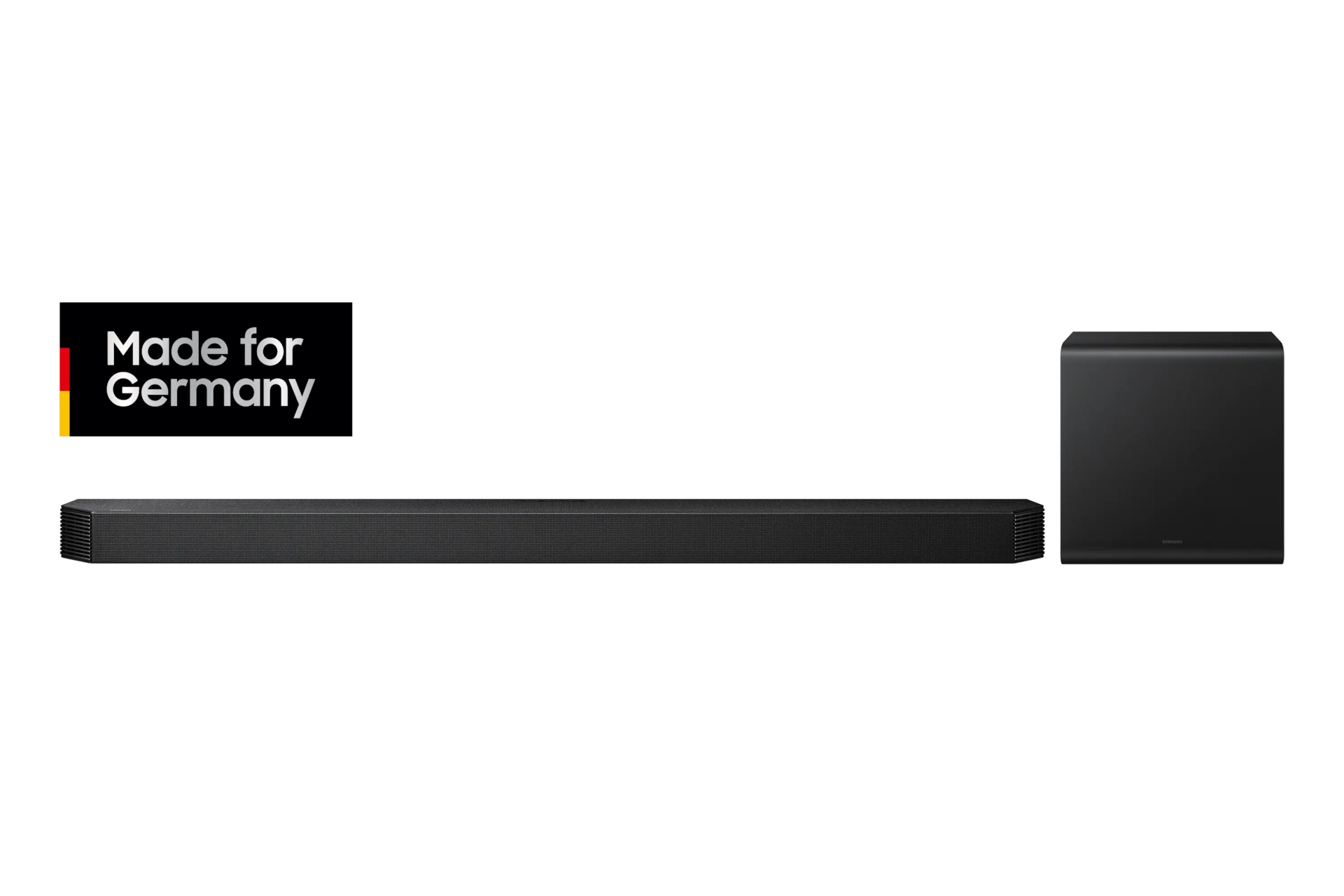 Eine schwarze Soundbar und ein Subwoofer auf schwarzem Hintergrund. Der Text 'Made for Germany' steht links.
