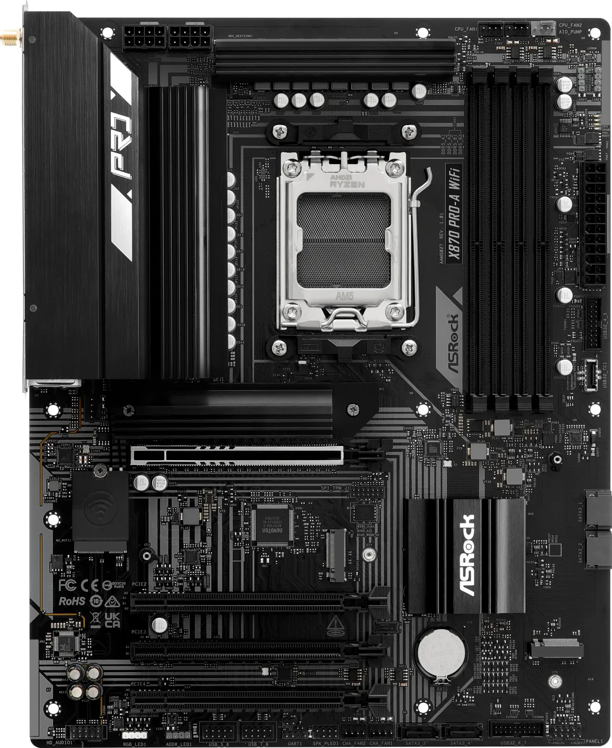 Carte mère ASRock X870 PRO-A WiFi noire et argentée. Elle comporte plusieurs emplacements, connecteurs et un logo AMD Ryzen.