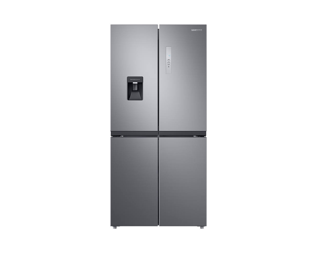 Un refrigerador Samsung plateado de cuatro puertas. Tiene un dispensador de agua y una pantalla digital. El fondo es blanco.