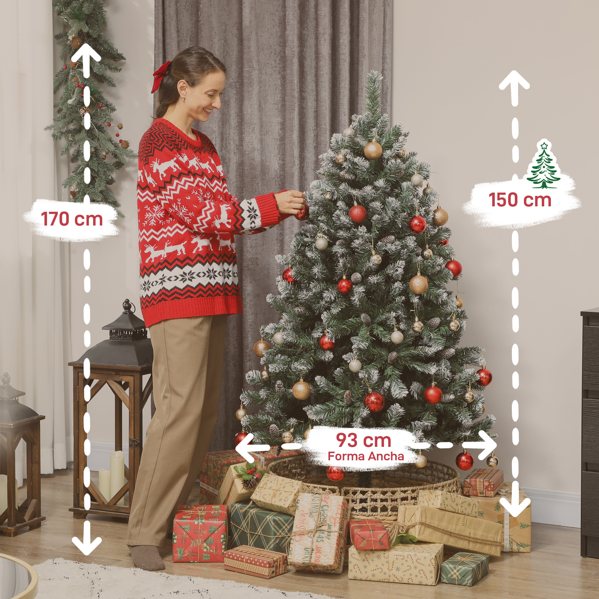 Una mujer con un suéter rojo decora un árbol de Navidad. El árbol está rodeado de regalos envueltos. También hay medidas presentes.