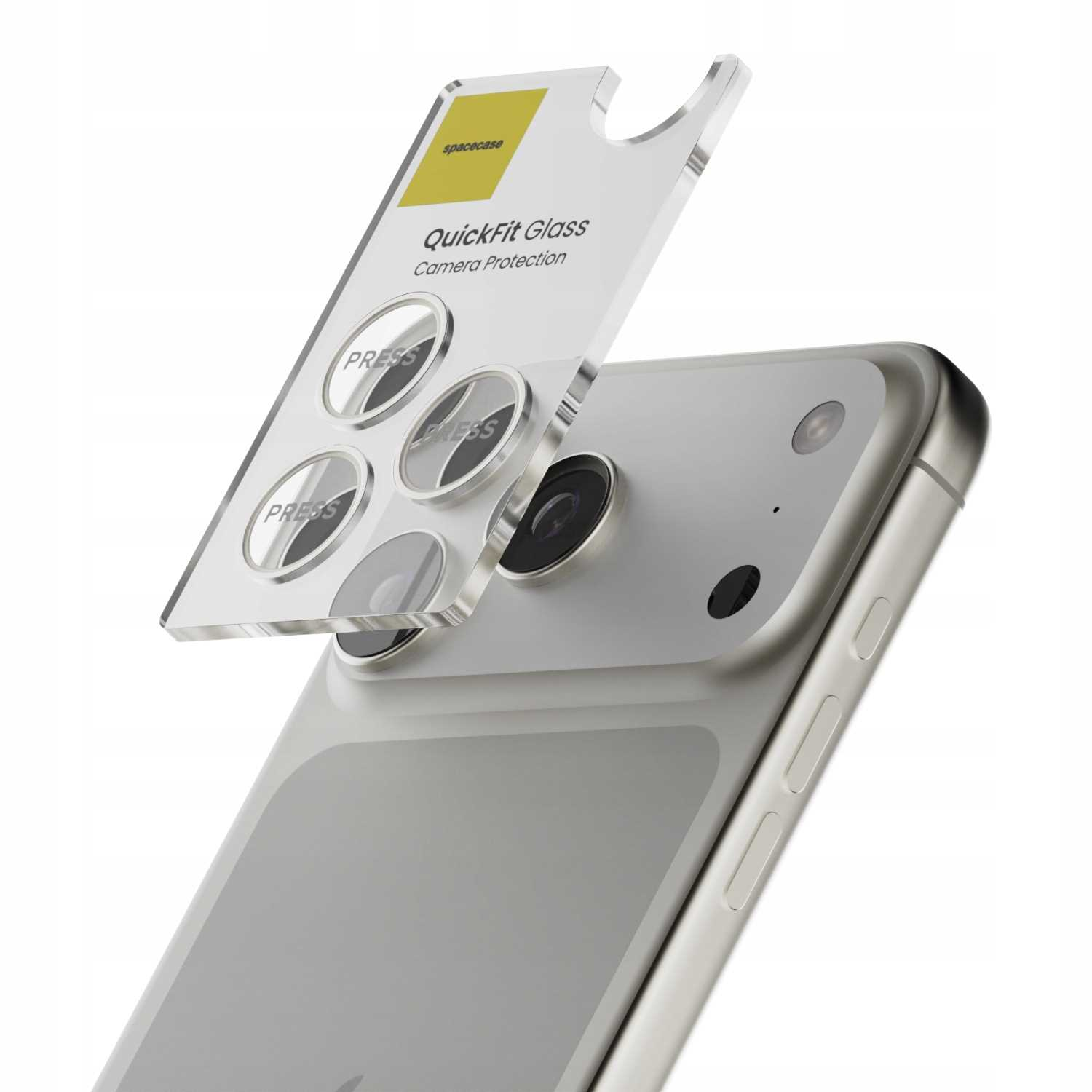 Telefon z osłoną aparatu. Ochrona jest przezroczysta z tekstem i okręgami. Telefon jest srebrny.