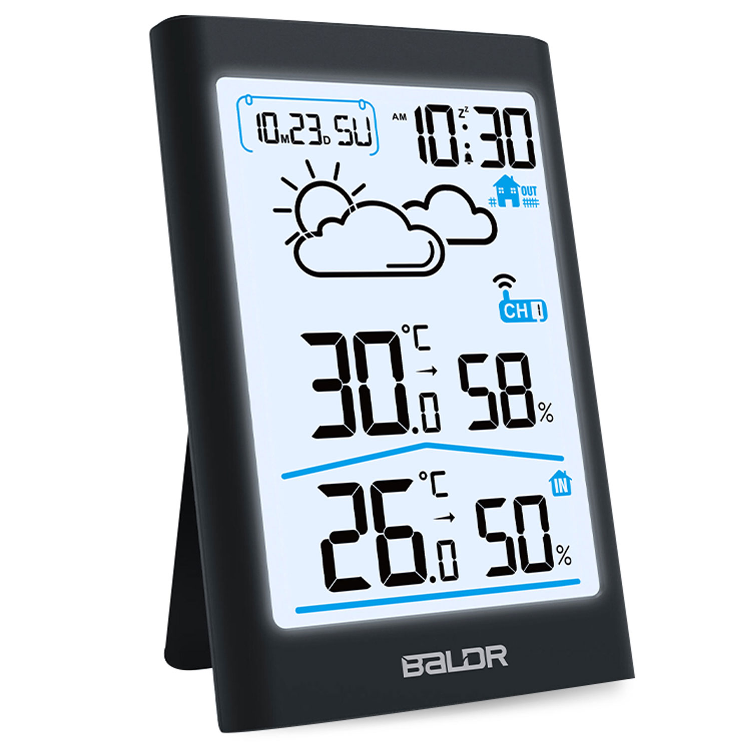 Cyfrowa stacja pogodowa wyświetlająca godzinę, temperaturę, wilgotność i symbole pogody. Czarna ramka, biały wyświetlacz.