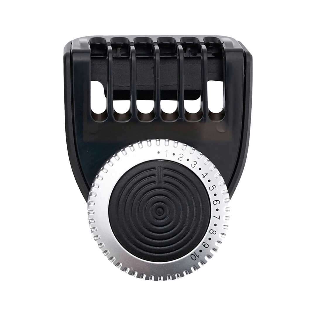 Un accesorio de recortadora negro con un dial numerado del 1 al 10. El accesorio tiene una parte superior en forma de peine y un dial circular.