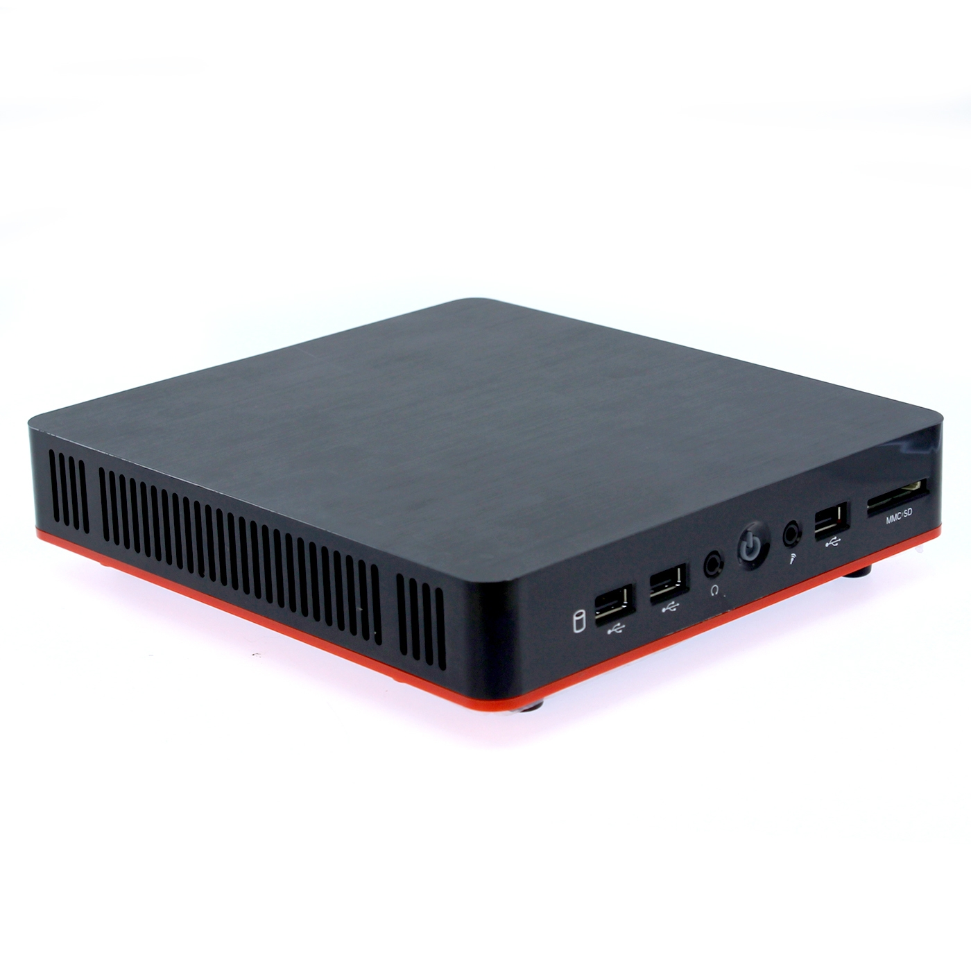 Una caja de computadora rectangular negra con borde rojo. Tiene puertos como USB, audio y una ranura para tarjetas SD. El fondo es blanco.