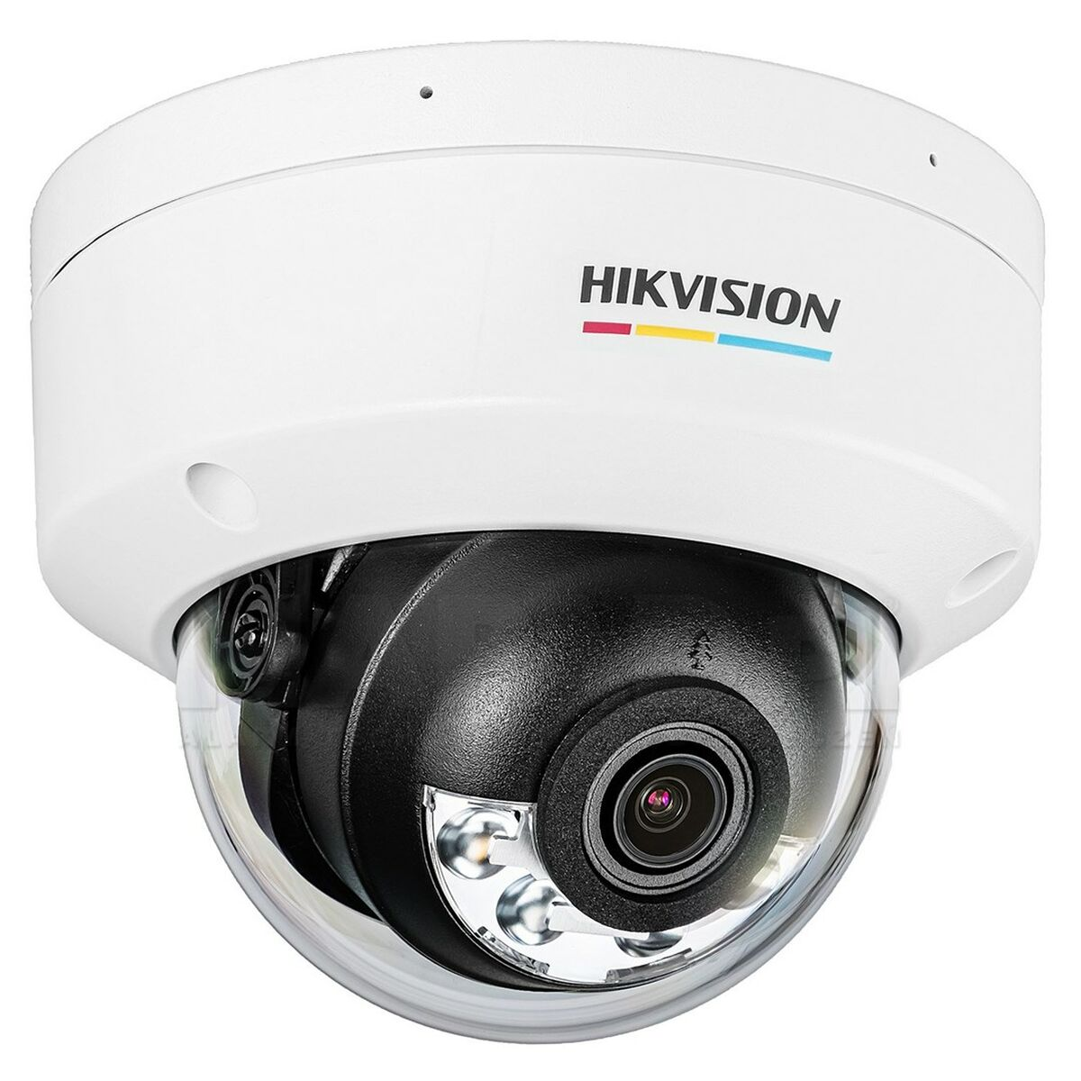 Una telecamera di sicurezza Hikvision bianca. Ha una cupola nera e una copertura trasparente. Il marchio è visibile in alto.
