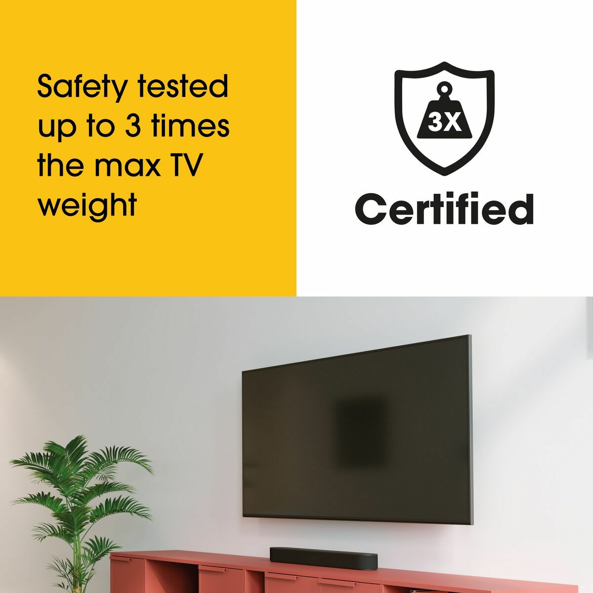 Un televisor montado en una pared blanca. Debajo, un armario rojo, una planta a la izquierda y una barra de sonido. Texto: 'Certificado'.