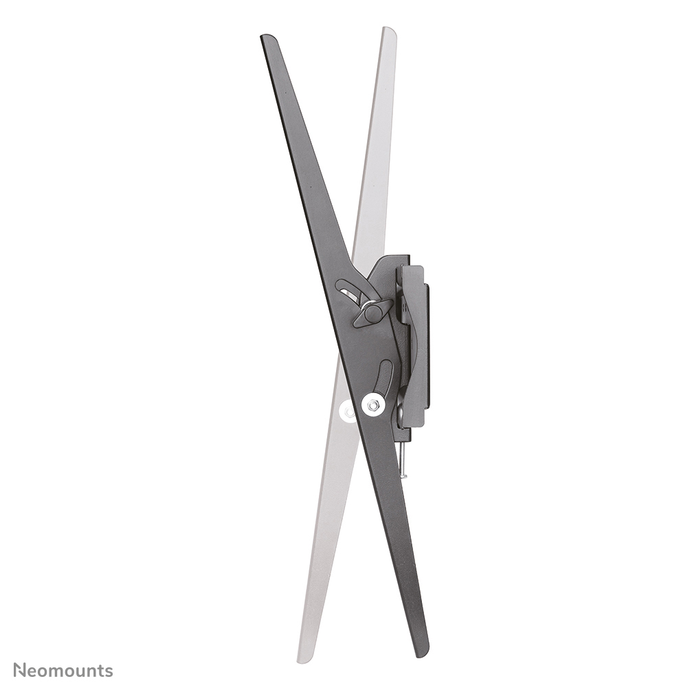 Un support mural pour téléviseur, avec deux bras métalliques en forme de V. Le bras avant est noir, l'arrière gris, et ils se connectent à un support.