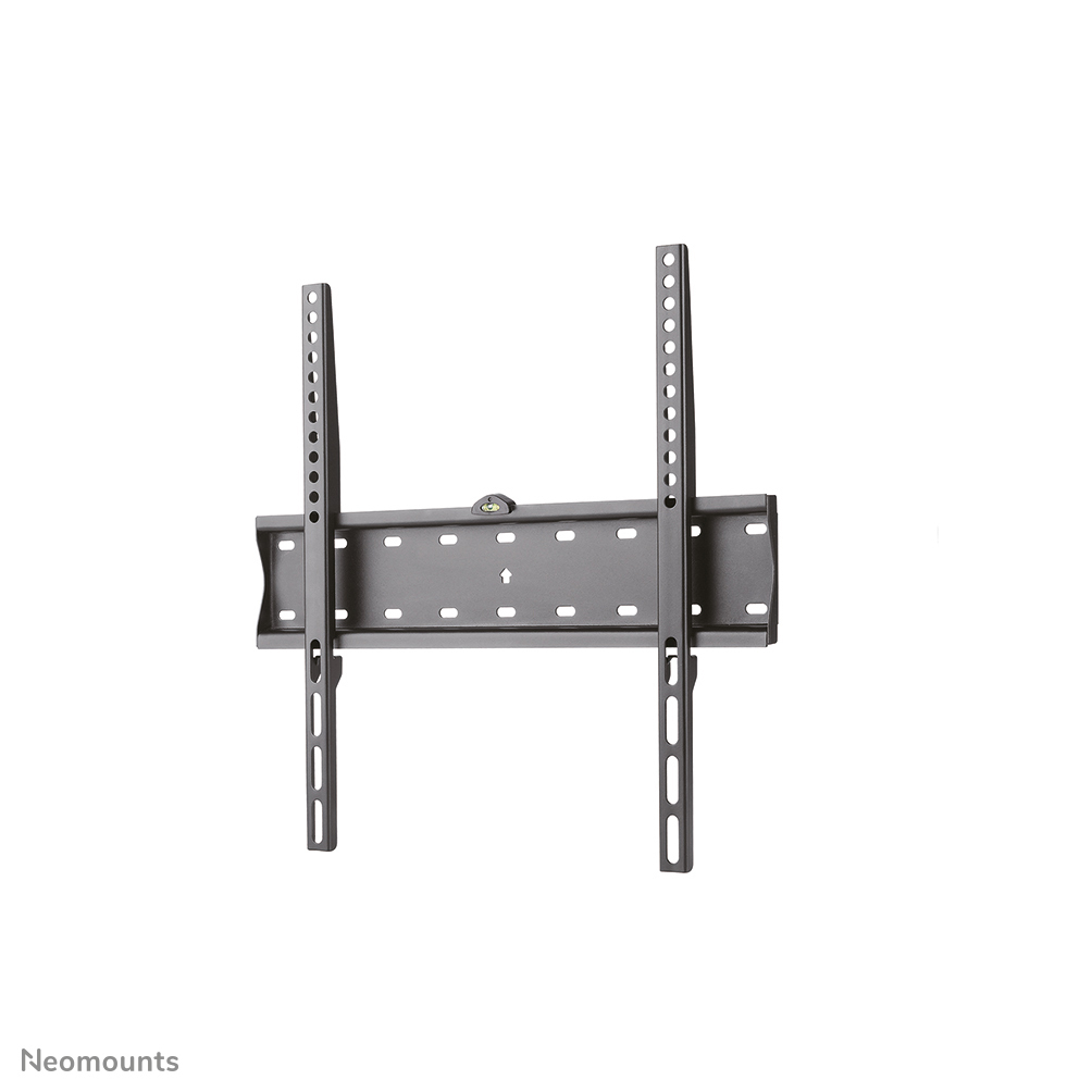 Un support mural TV gris sur fond blanc. Il comporte des rails verticaux avec des trous et une plaque de montage horizontale.