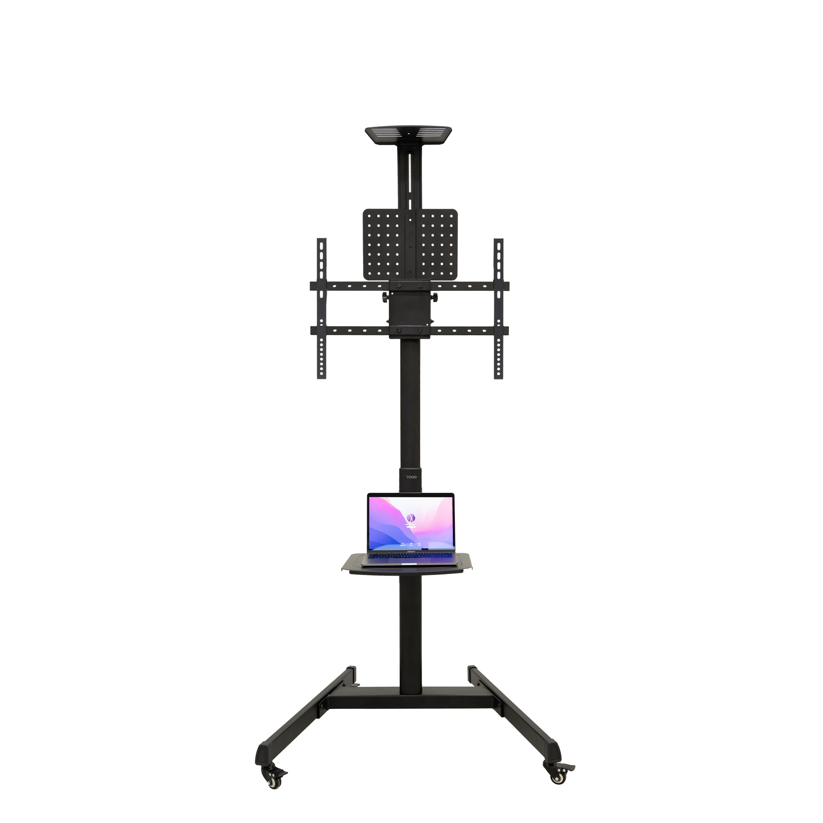 Soporte de TV negro con ruedas y portátil en un estante. El soporte tiene un soporte de pantalla y está sobre fondo blanco.