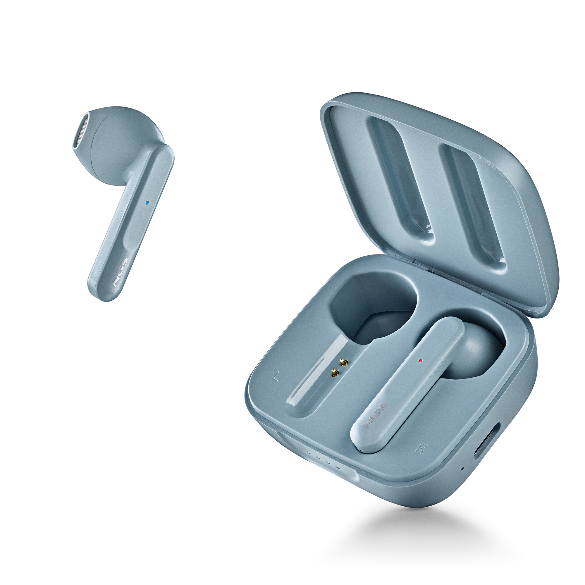 Auriculares y estuche de carga azules sobre blanco. Un auricular está separado. El estuche está abierto, mostrando un auricular dentro.
