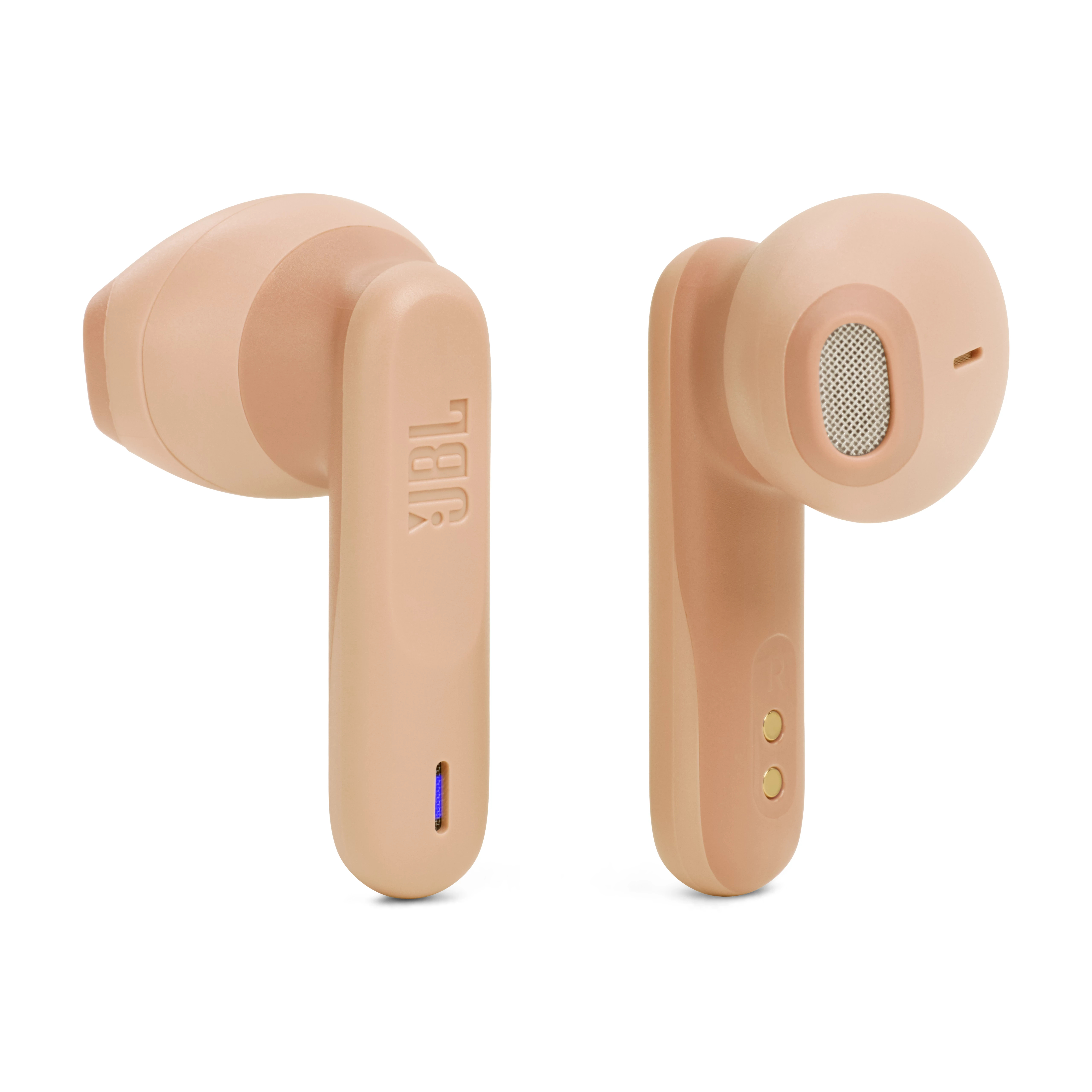 Twee beige JBL draadloze oordopjes op een witte achtergrond. Eén toont het JBL-logo. De andere toont mesh en gouden stippen.