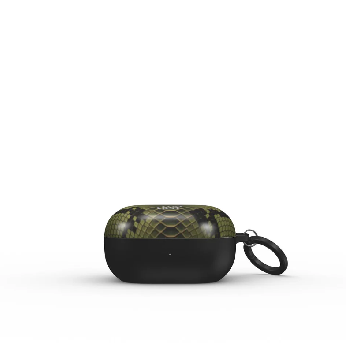 Una custodia per auricolari nera e verde con motivo a pelle di serpente con un anello nero su sfondo bianco.