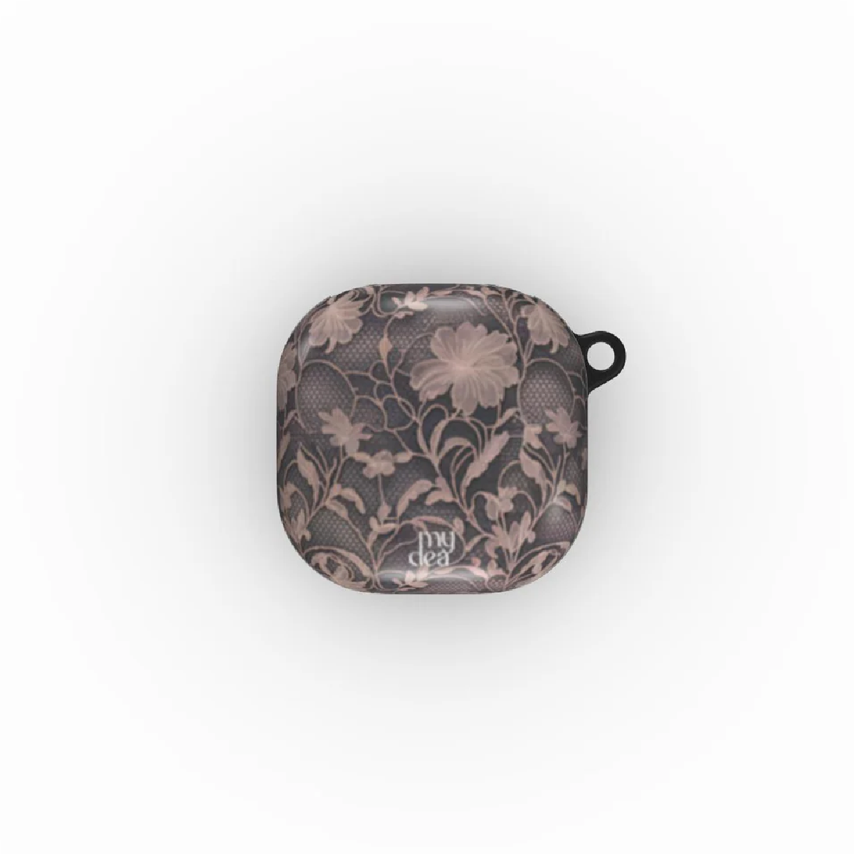 Una custodia quadrata con motivo floreale. Ha uno sfondo scuro con fiori e foglie rosa. C'è un anello nero sul lato.