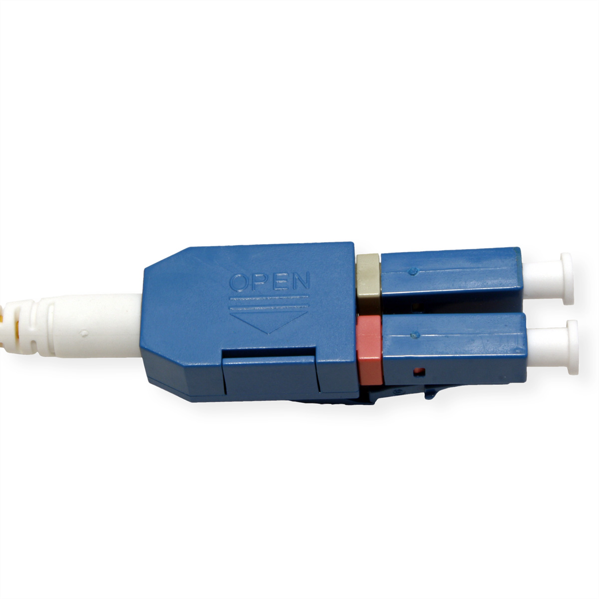 Un connecteur de fibre optique bleu avec 'OPEN' marqué. Il a des parties blanches et colorées. Le fond est blanc.