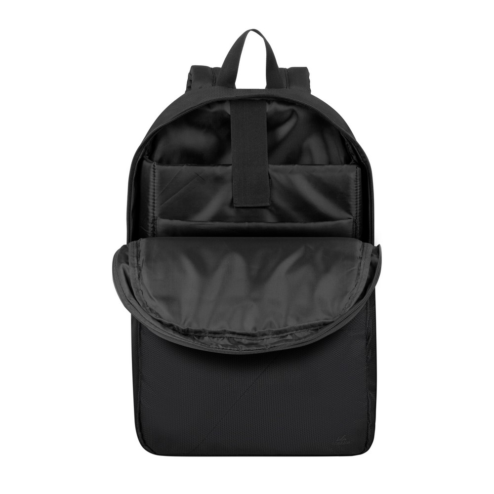 Zaino nero con scomparto principale aperto. All'interno ci sono più tasche. Lo zaino è in posizione verticale.
