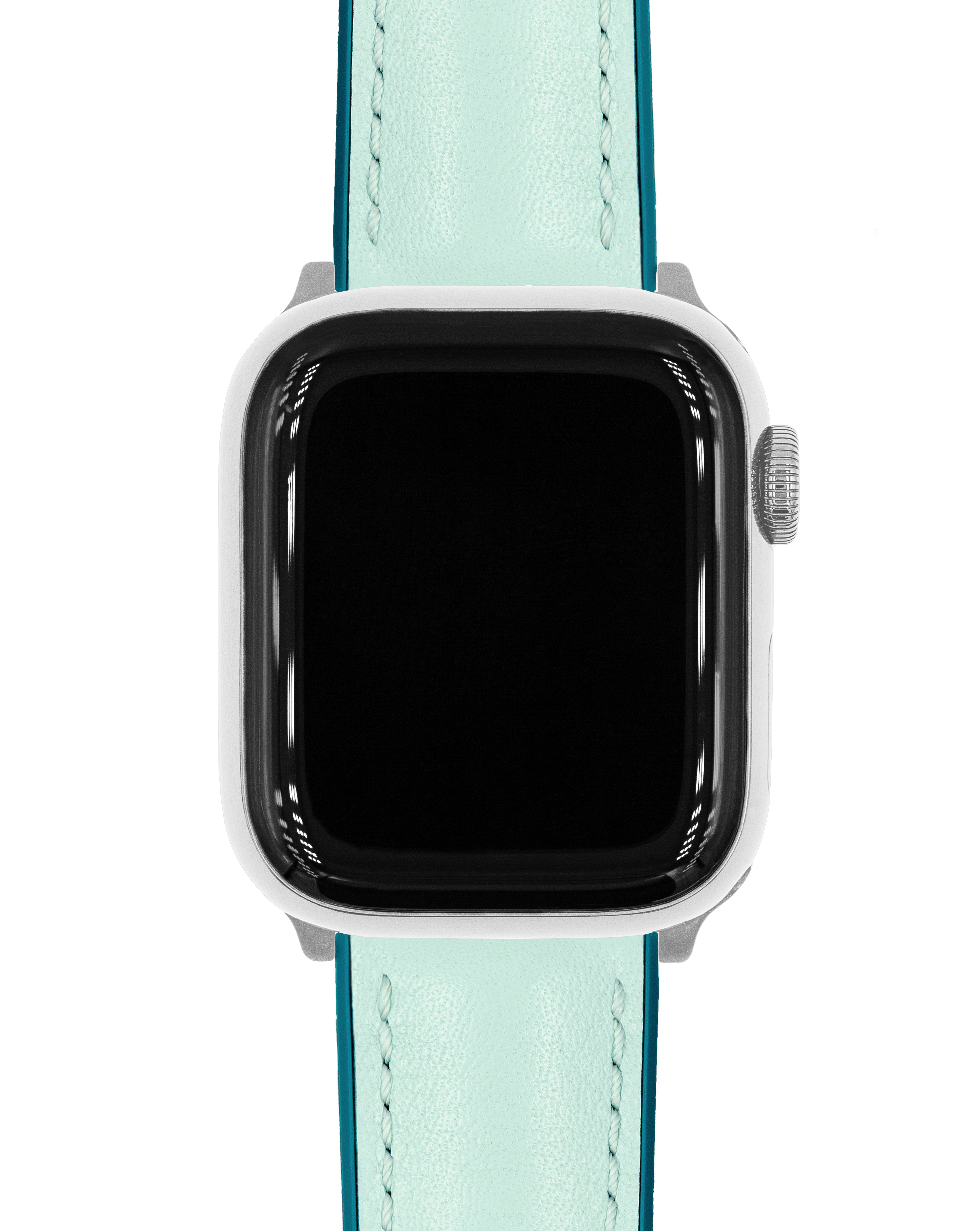 Eine silberne Smartwatch mit schwarzem Bildschirm und hellblauen Lederarmbändern. Der Hintergrund ist weiß.