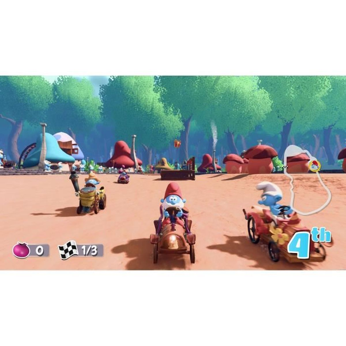 I Puffi corrono nei kart. Il villaggio dei Puffi sullo sfondo con case a fungo e alberi. Un Puffo è al 4° posto.
