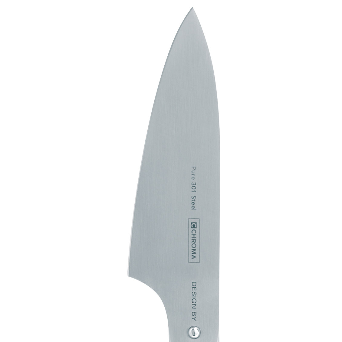 Nahaufnahme einer Edelstahl-Küchenmesserklinge. Die Klinge ist mit 'Pure 301 Steel', 'CHROMA' und 'DESIGN BY' markiert.