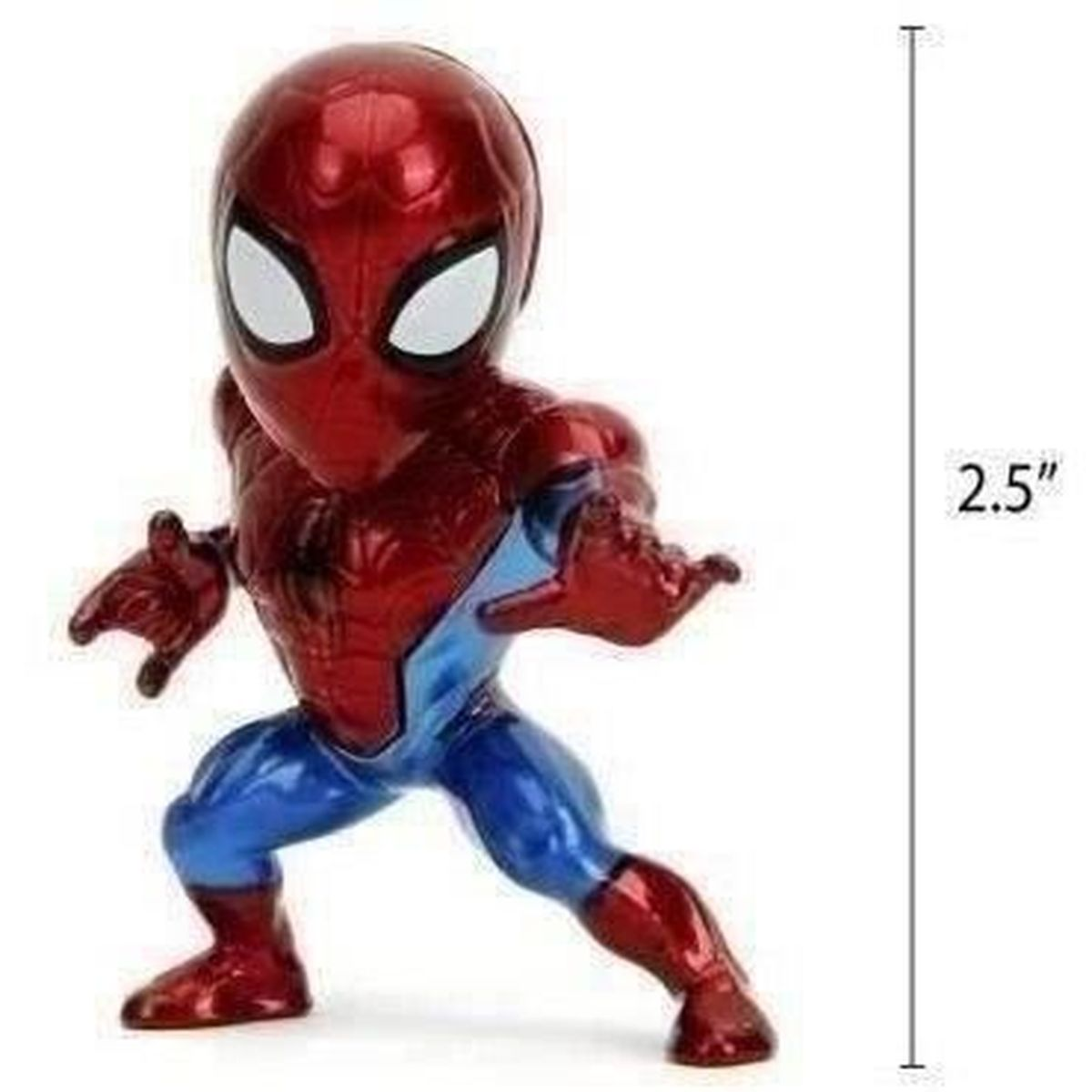 Eine Spider-Man-Figur in Rot und Blau, mit ausgestreckten Armen posiert. Neben der Figur befindet sich ein 2,5-Zoll-Maß.