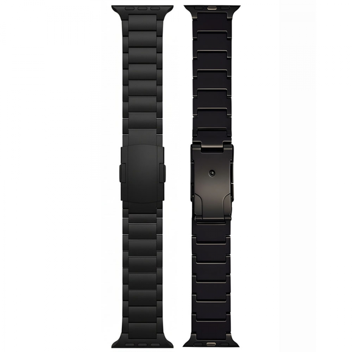 Zwei schwarze Metall-Uhrenarmbänder nebeneinander, vor weißem Hintergrund. Jeder Riemen hat einen Verschluss und mehrere rechteckige Glieder.