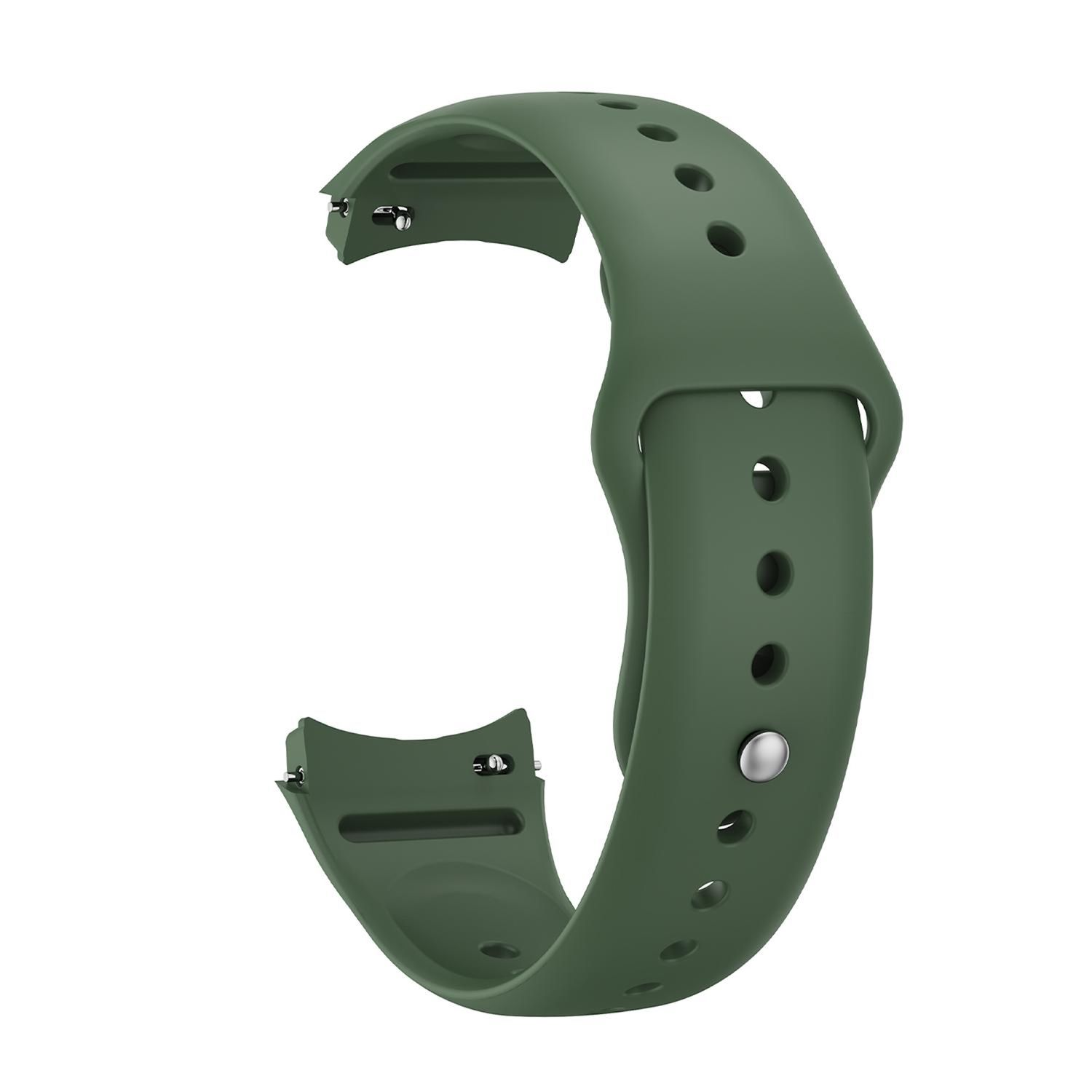 Ein olivgrünes Uhrenarmband, gebogen und mit mehreren Löchern zur Anpassung. Das Band hat einen Metallverschluss und befindet sich auf weißem Hintergrund.