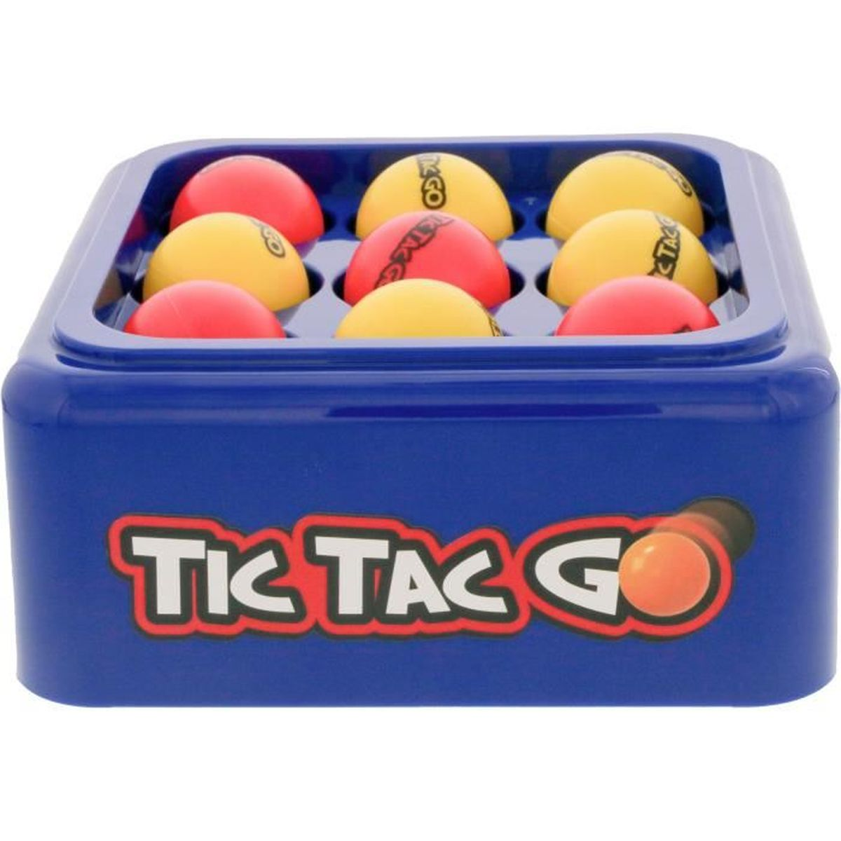 Een Tic Tac Go-spel. Rode en gele ballen in een blauwe doos. De doos heeft de naam van het spel erop.