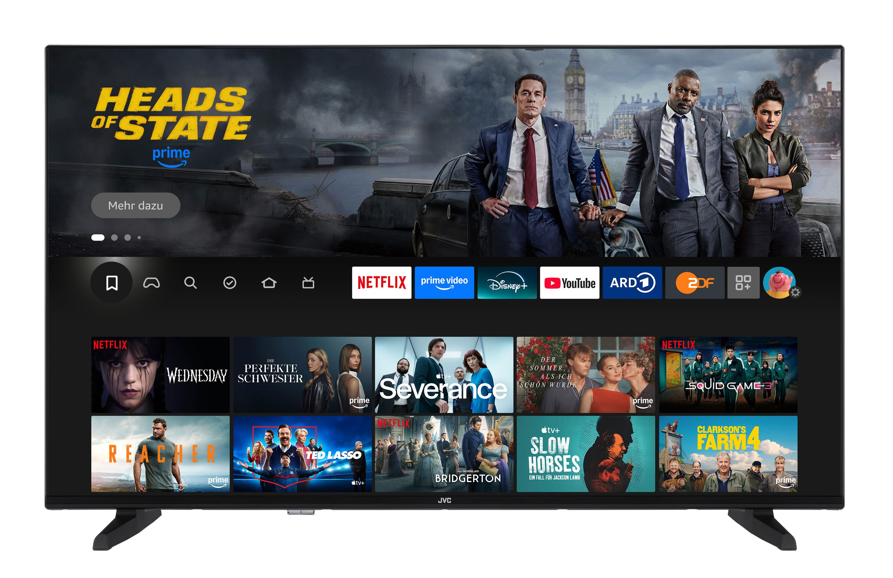 JVC-Fernseher zeigt Streaming-Dienste und Filmplakate. Im Hintergrund eine Filmszene mit Schauspielern und einer Stadt.