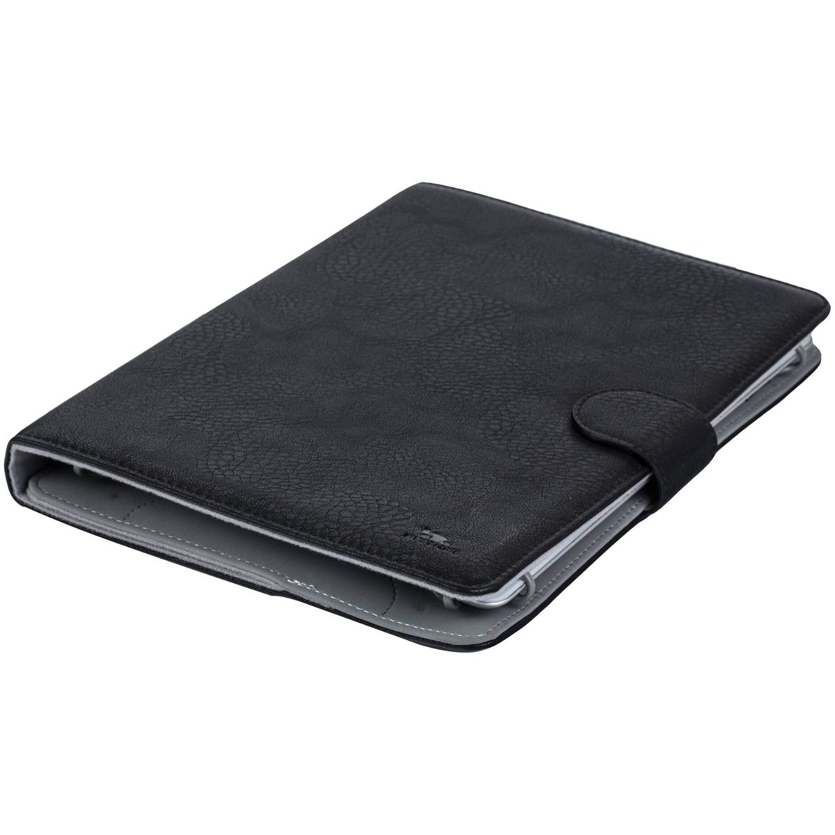 Una funda de tableta de cuero negro con superficie texturizada y cierre magnético, sobre un fondo blanco.