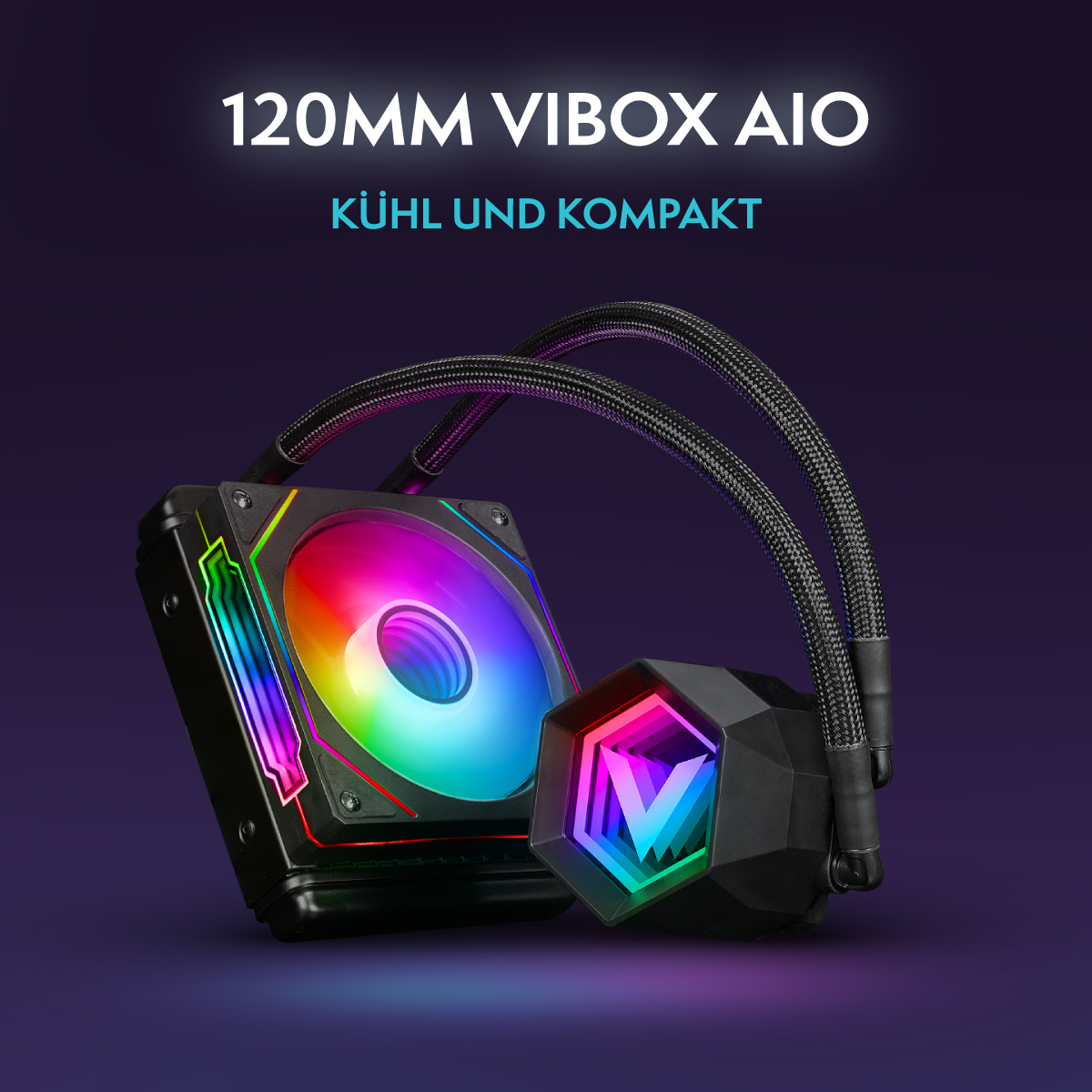 Ein schwarzer CPU-Kühler mit RGB-Beleuchtung. Er hat zwei Hauptteile, die durch Schläuche verbunden sind, und einen sechseckigen Pumpenblock mit V-Logo.