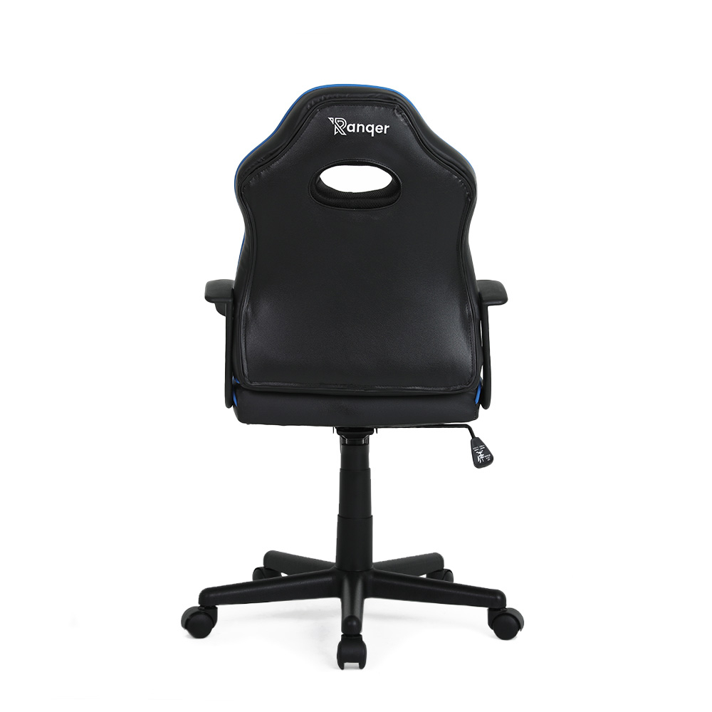 Chaise gaming noire et bleue avec support dorsal. Logo 'Ranqer' en haut. Elle possède des roulettes et réglable en hauteur.