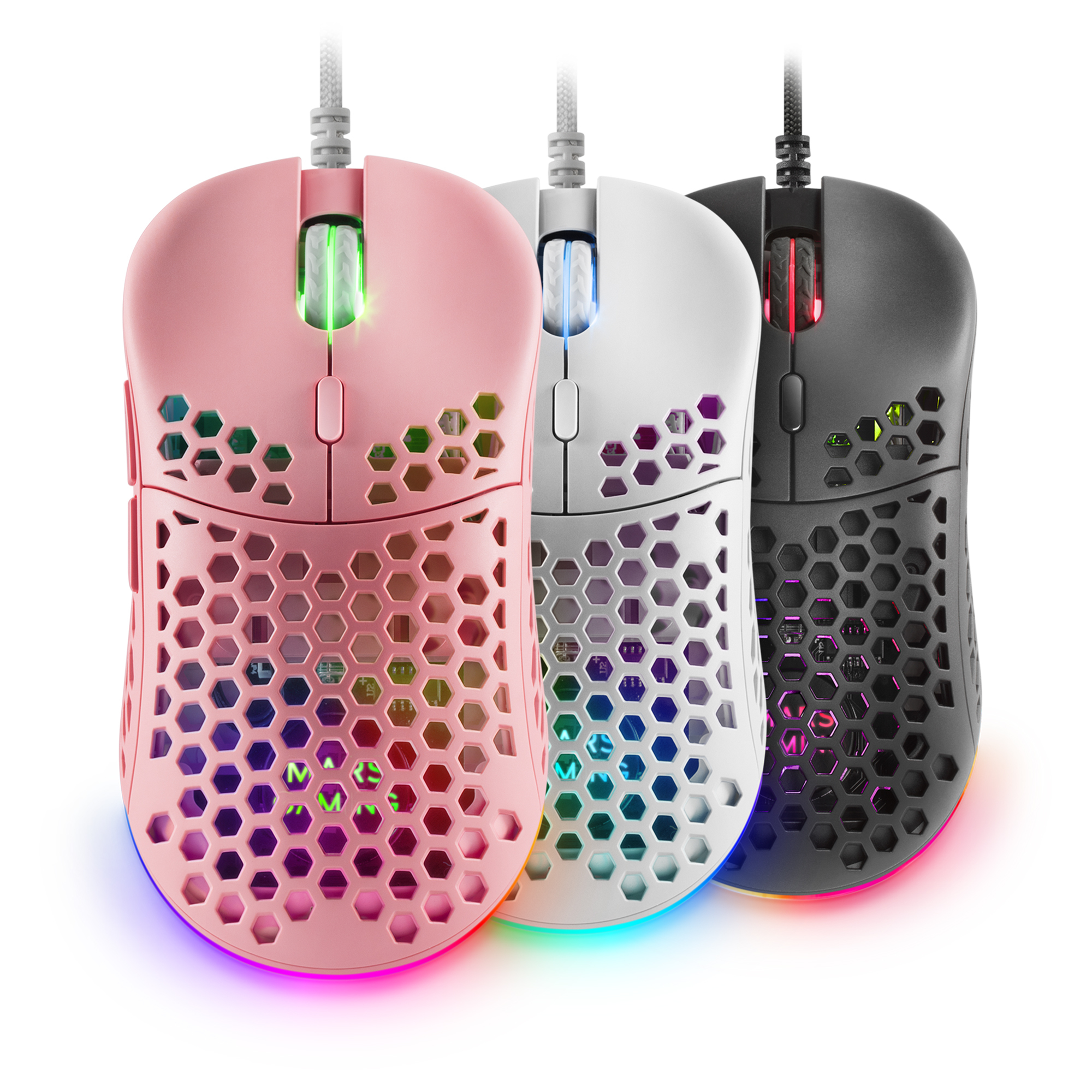 Trzy myszy do gier: różowa, biała i czarna. Każda ma wzór plastra miodu z podświetleniem RGB. Są na białym tle.
