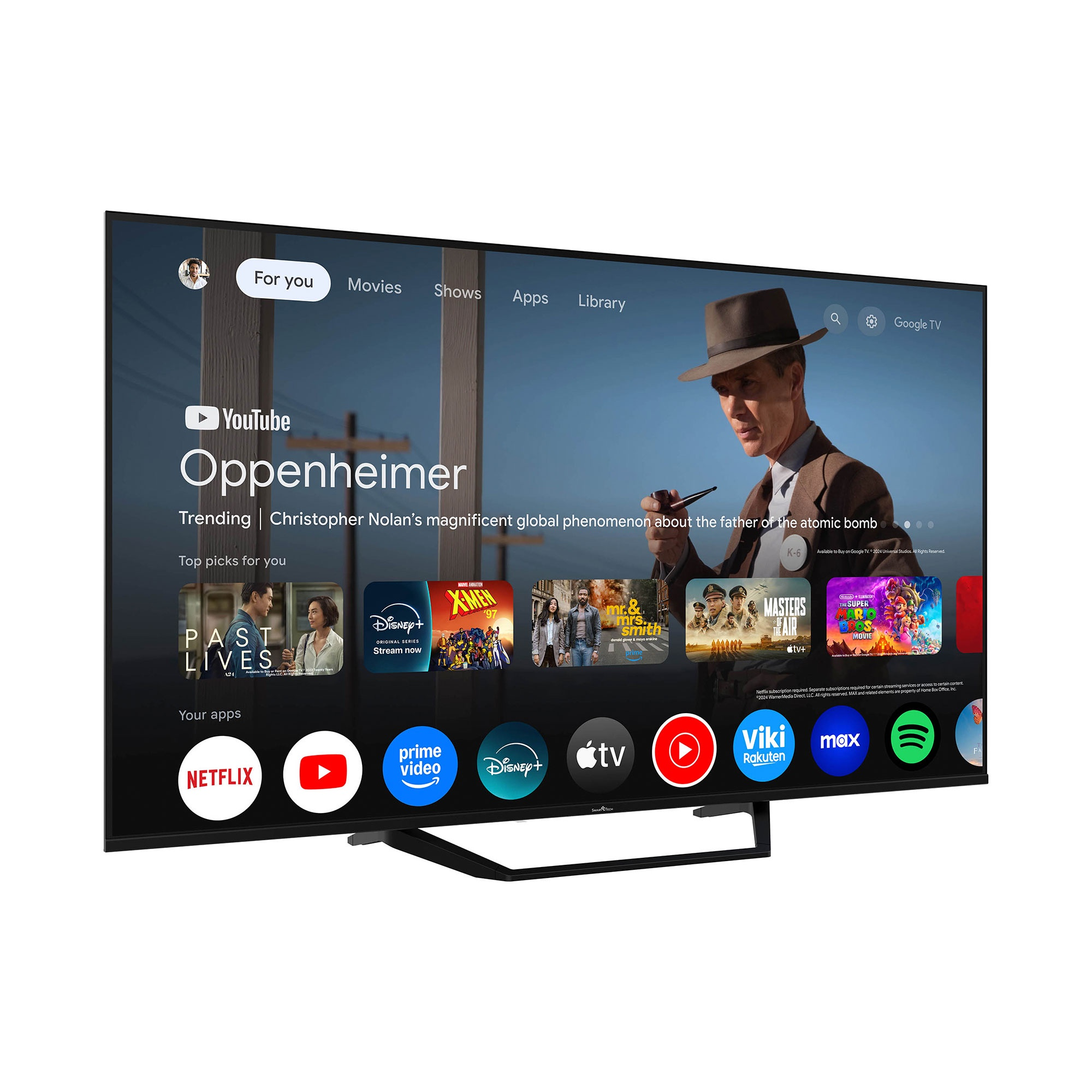 Un Smart TV muestra la película Oppenheimer de YouTube. Las aplicaciones incluyen Netflix, Disney+ y Prime Video. Se ve a un hombre con sombrero.
