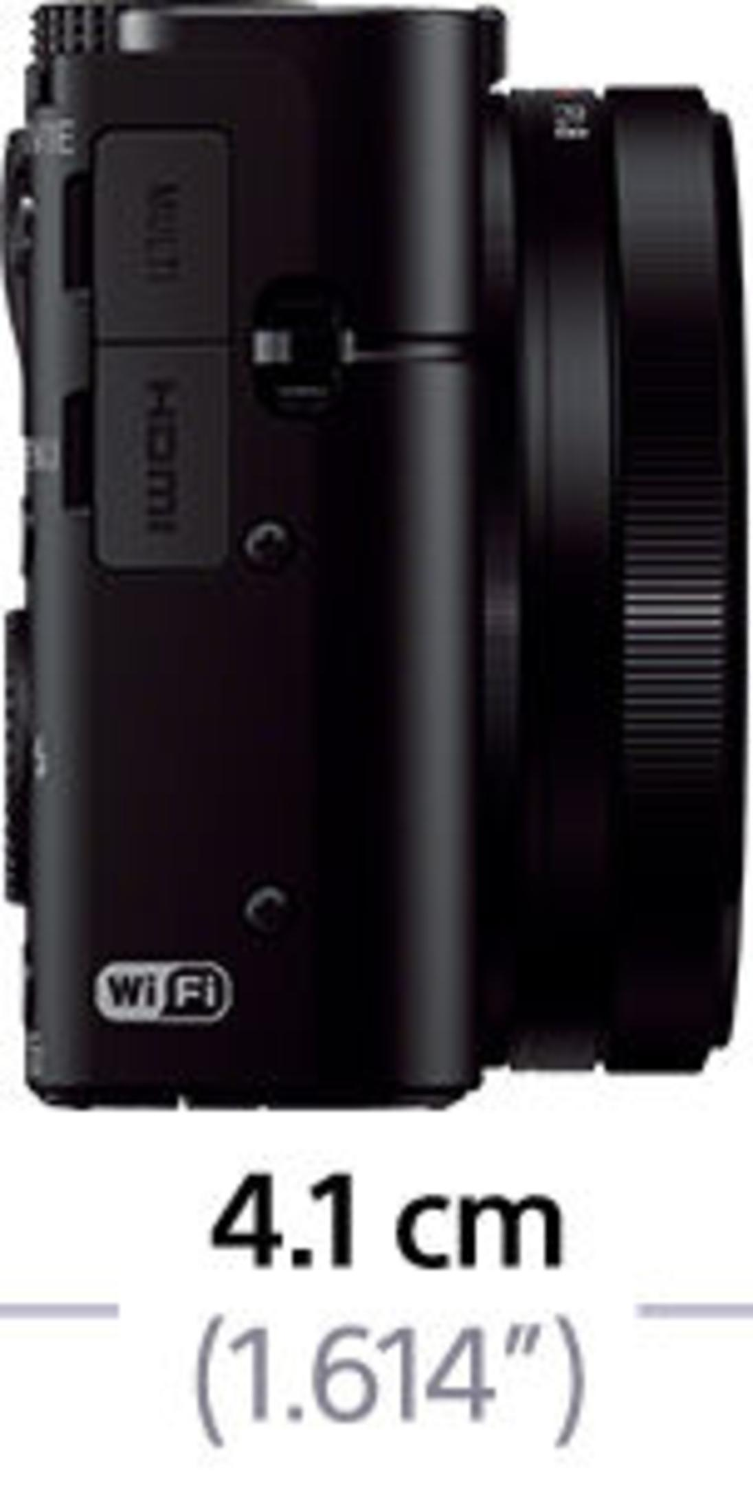 Eine schwarze Digitalkamera. Sichtbare Merkmale sind ein Objektiv, Knöpfe und das Wort 'WiFi'. Größe: 4,1 cm (1,614 Zoll).