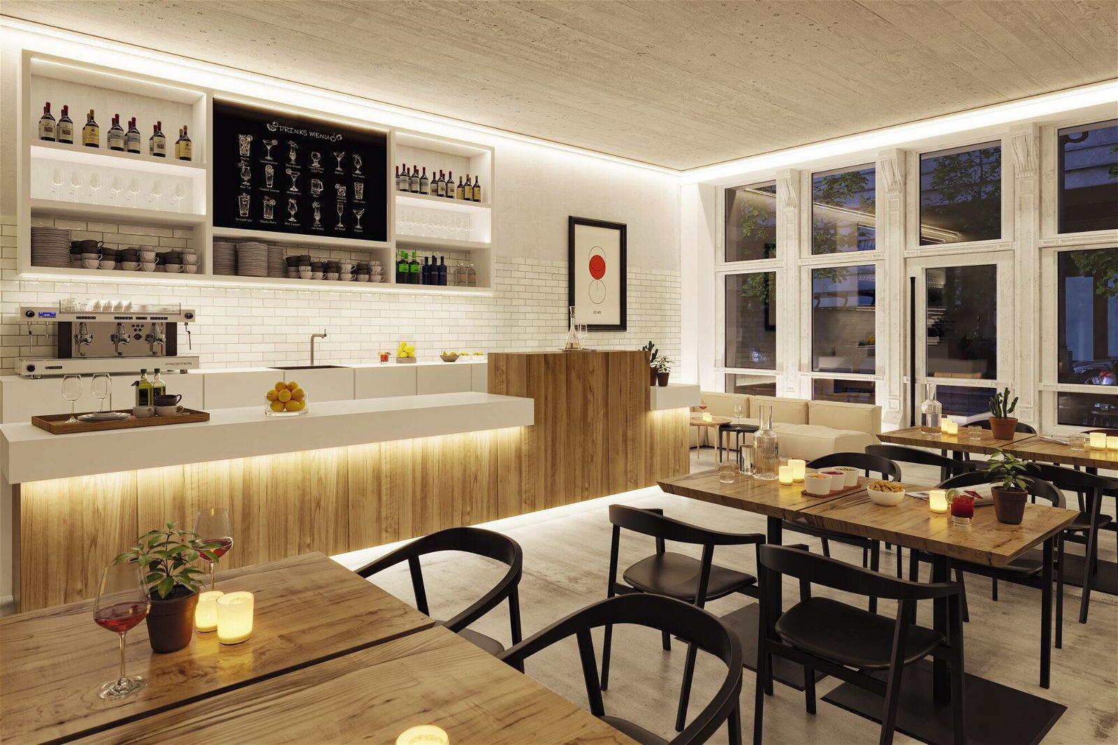 Restaurantinterieur mit Tischen, Stühlen, einer Bar und großen Fenstern. Getränkekarte an der Wand. Sanfte Beleuchtung und Kerzen schaffen eine warme Atmosphäre.