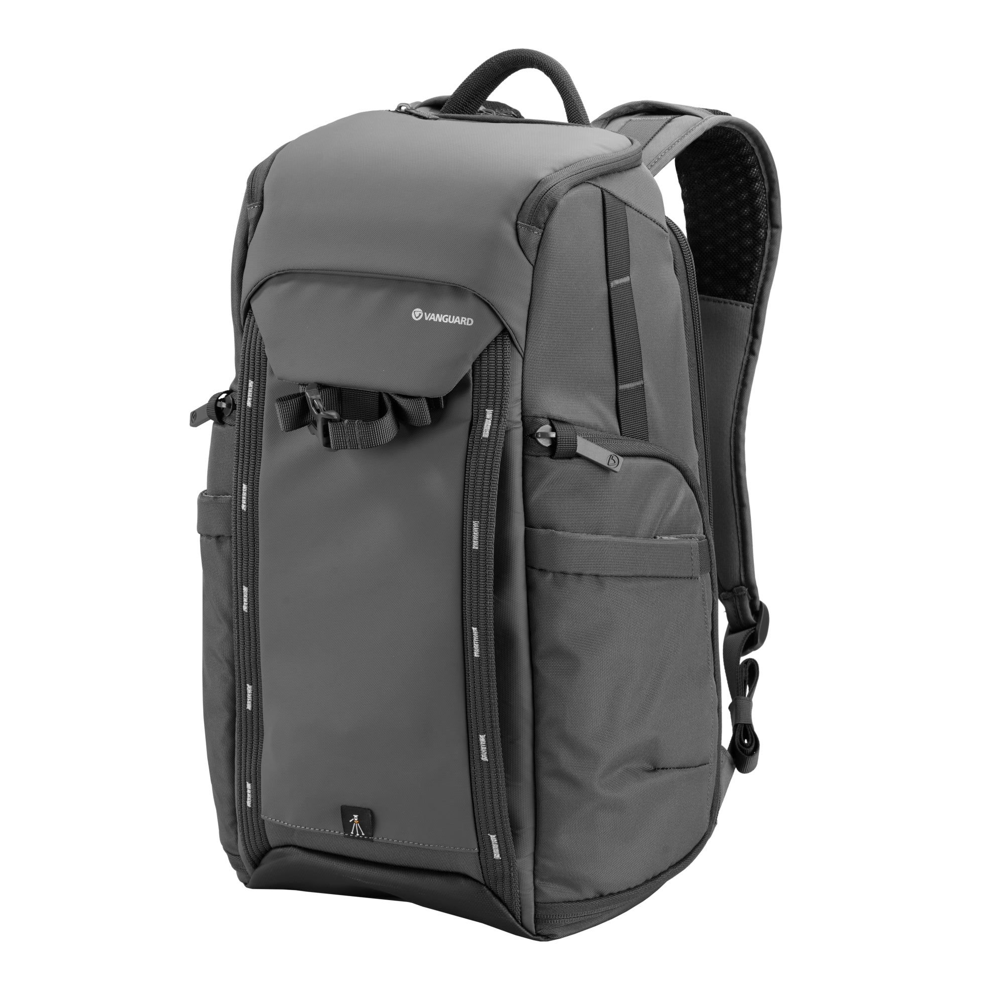 Ein grauer Rucksack mit mehreren Fächern, Reißverschlüssen und dem Vanguard-Logo. Er hat einen oberen Griff und gepolsterte Träger.