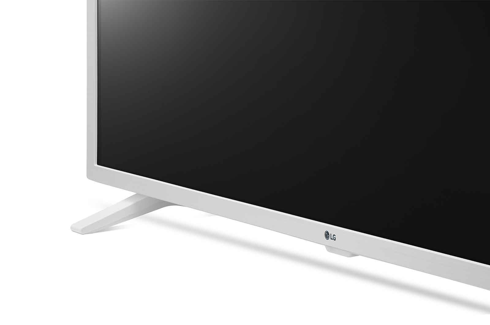 Una televisione LG bianca con schermo nero. La TV è su un supporto bianco. Il logo LG è visibile.