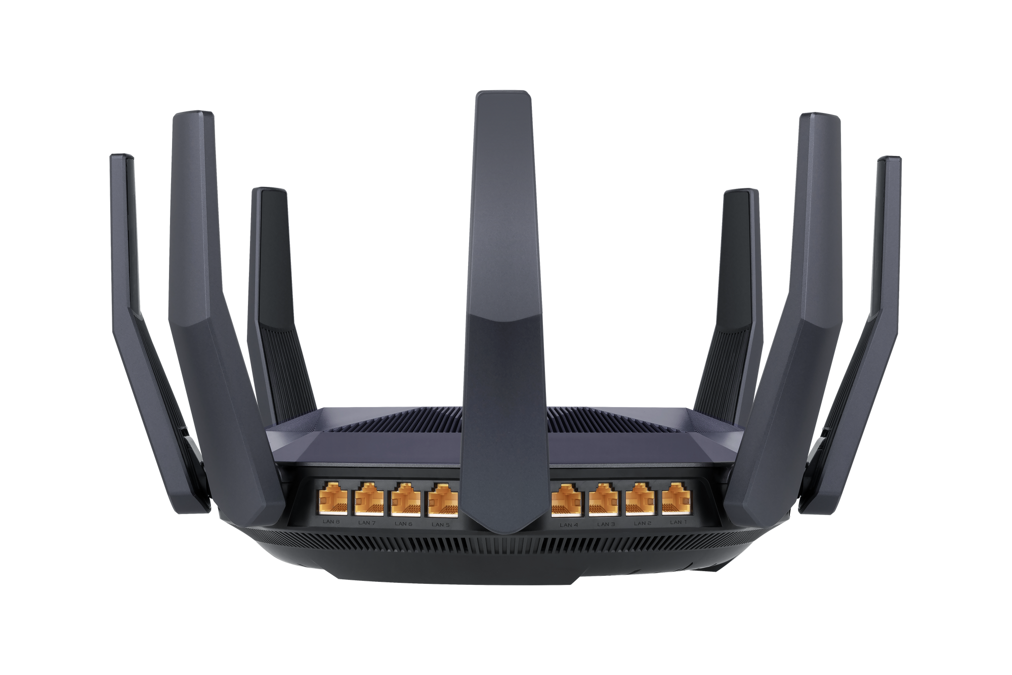 Czarny router z wieloma antenami. Posiada kilka portów LAN i ciemne tło.